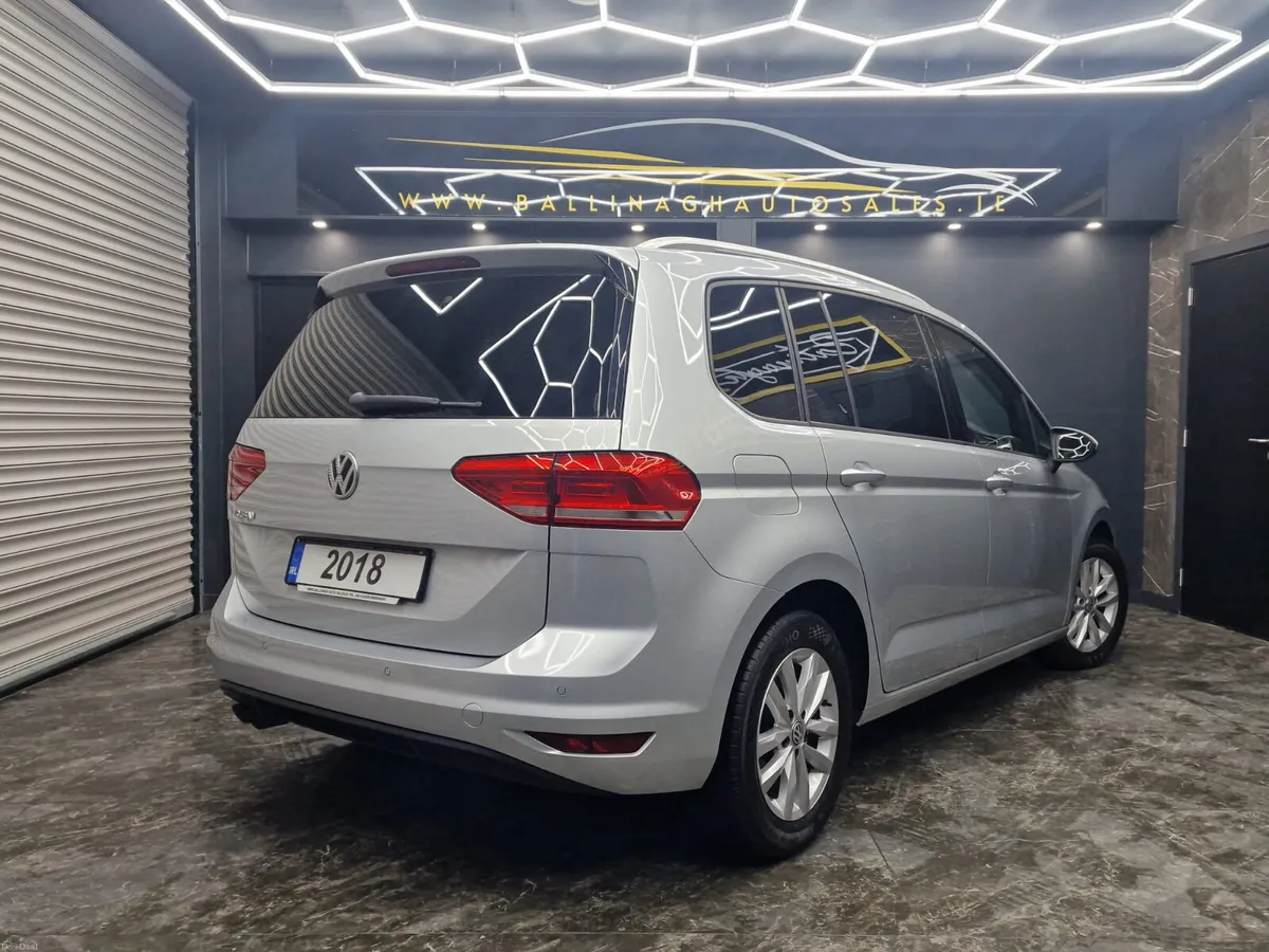 VOLKSWAGEN TOURAN 2018 AUTOMATIC 7 SEATER - Image 6