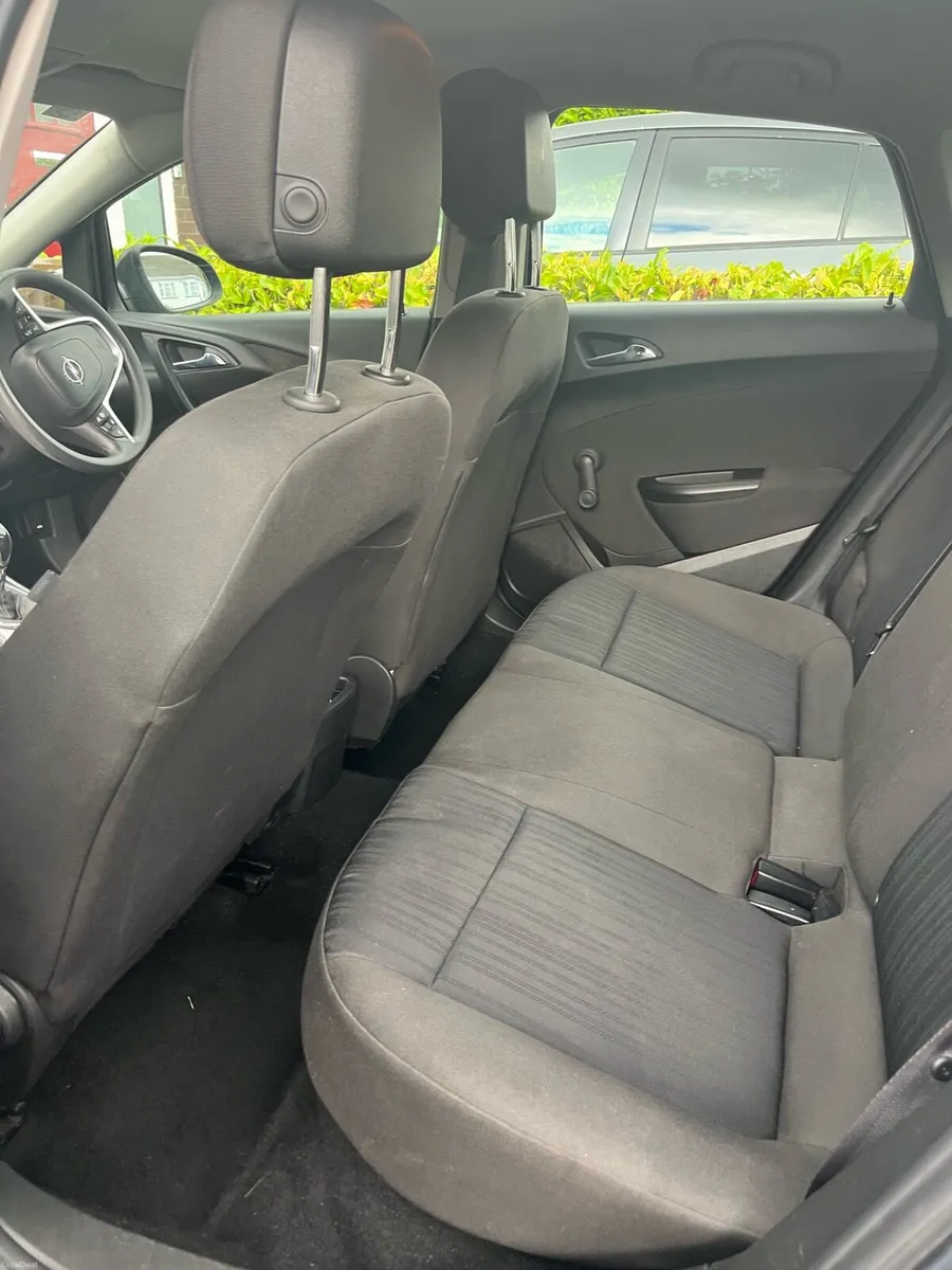 Opel Astra - Image 4