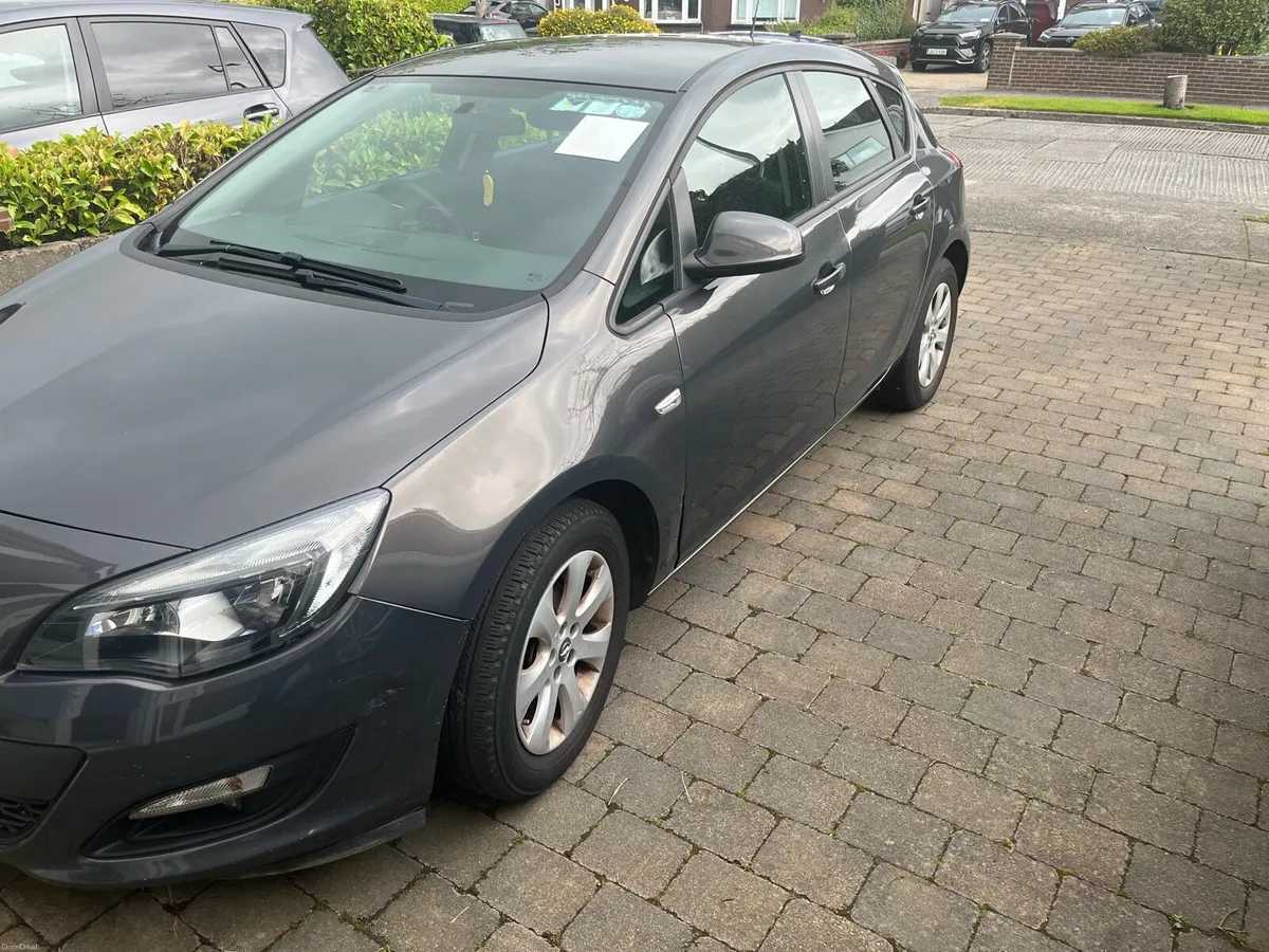 Opel Astra - Image 2