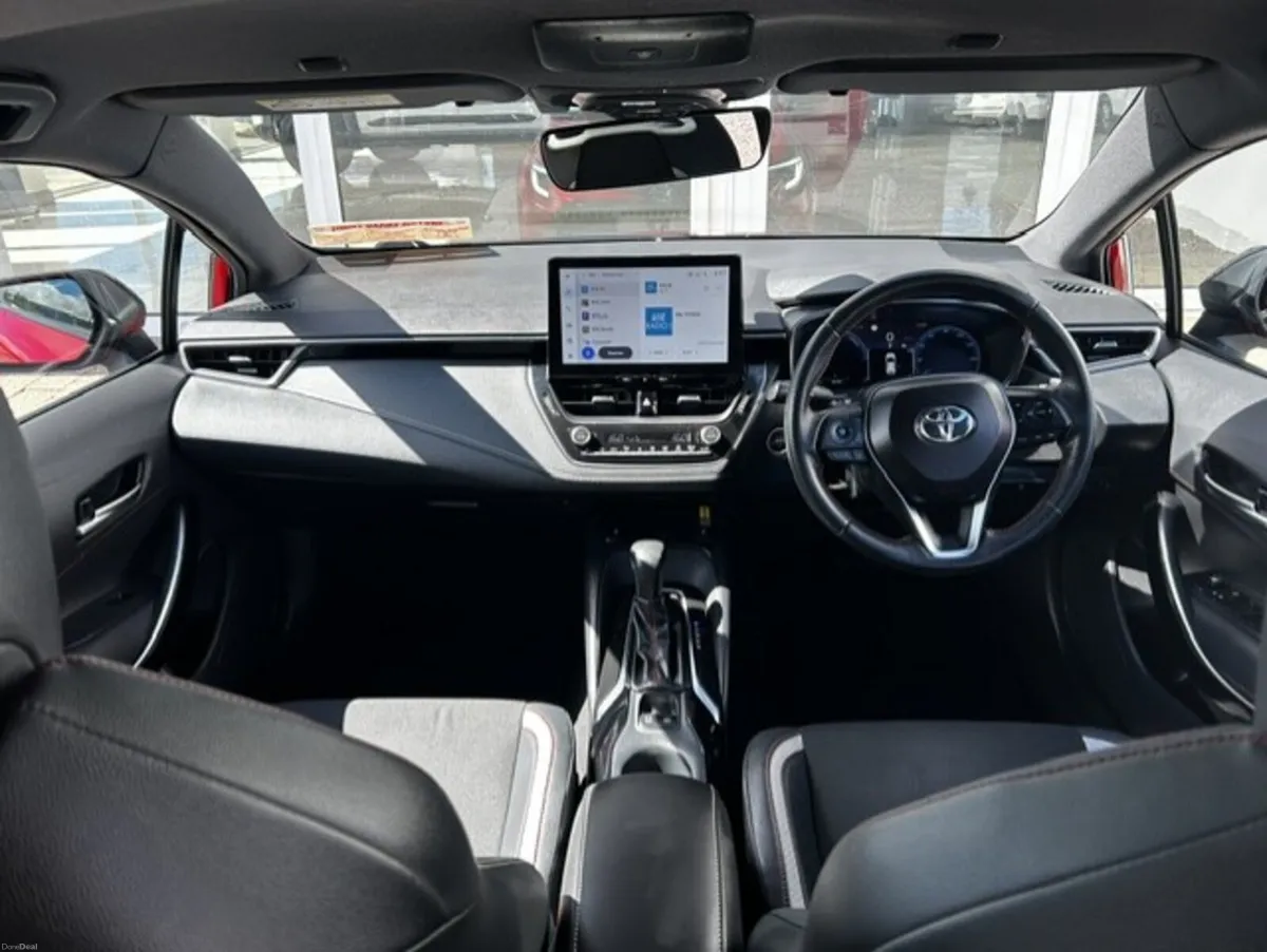 Toyota Corolla GR Sport 2023 - Image 5