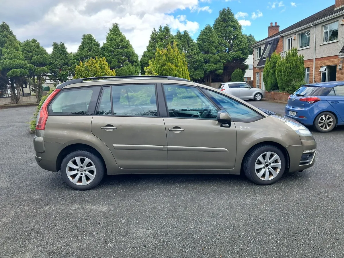 Citroen Grand C4 Picasso 2012 - Image 4