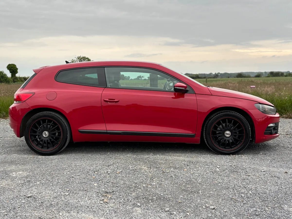2012 VW  Scirocco 2.0 TDI Automatic SPORT - Image 5