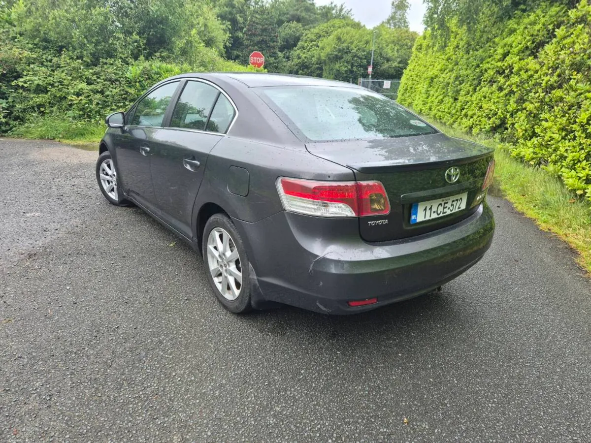 Toyota avensis - Image 4