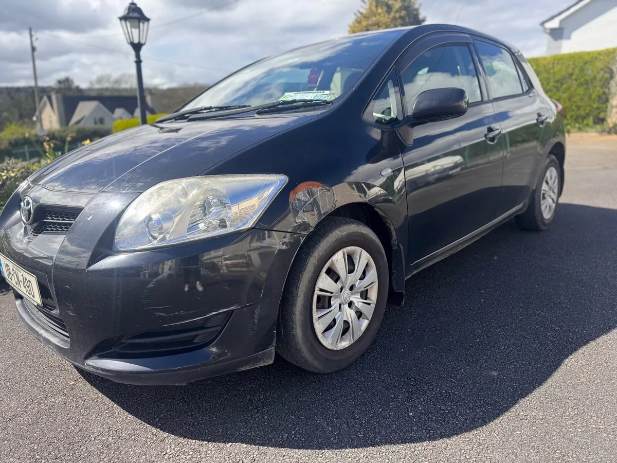 Toyota Auris - Image 1