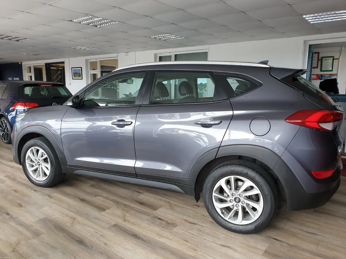 Hyundai Tucson 1.7CRDI SE NAV - Image 5