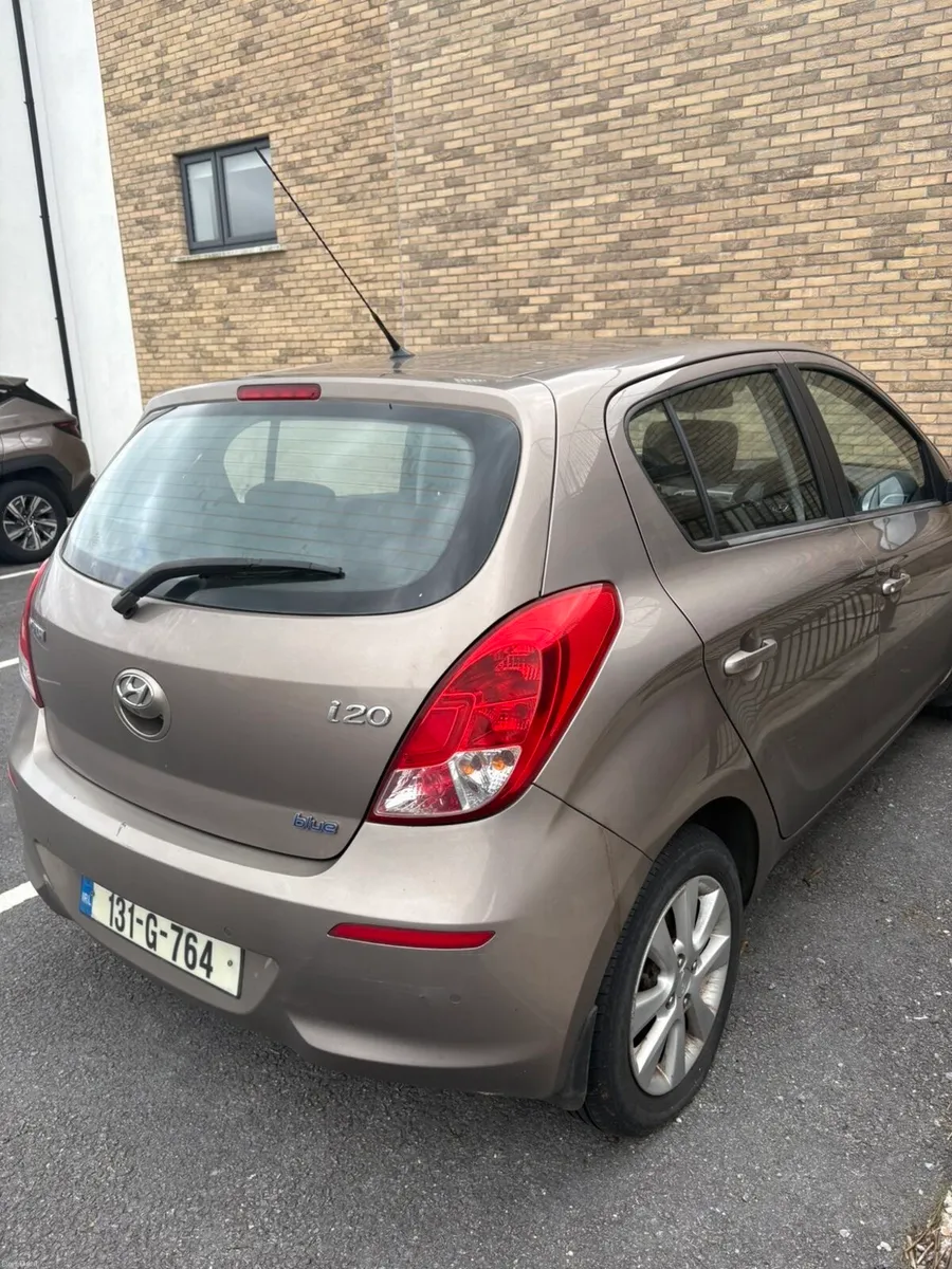 Hyundai i20 - Image 2