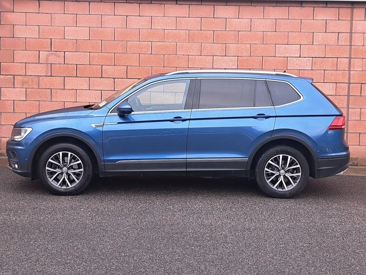 Volkswagen Tiguan Allspace Comfortline 2.0 Diesel - Image 4