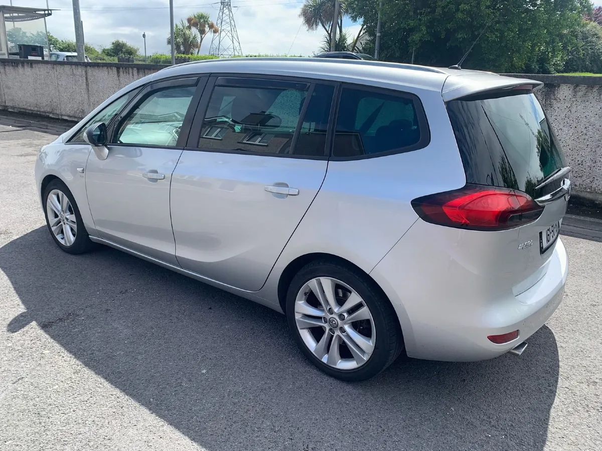 Vauxhall Zafira tourer  sri - Image 3