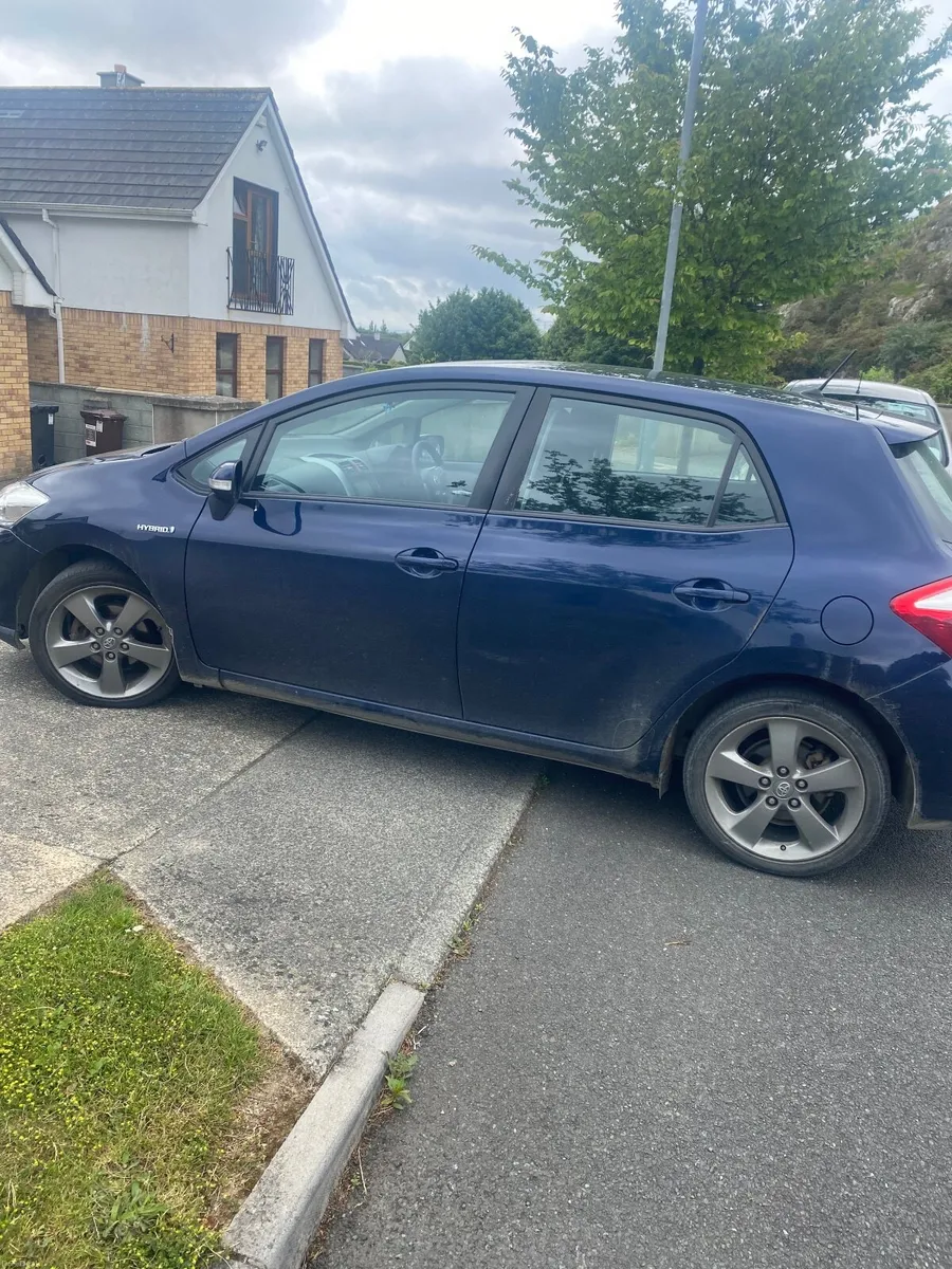 Toyota Auris 2012 - Image 6