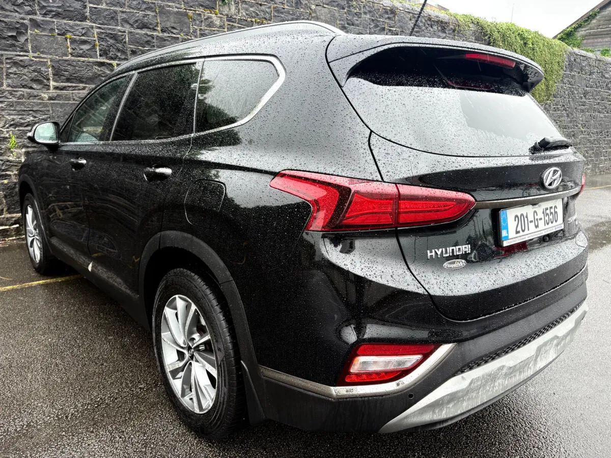 Hyundai Santa Fe!1 Owner Car! 4WD!  trade ins👍 - Image 2