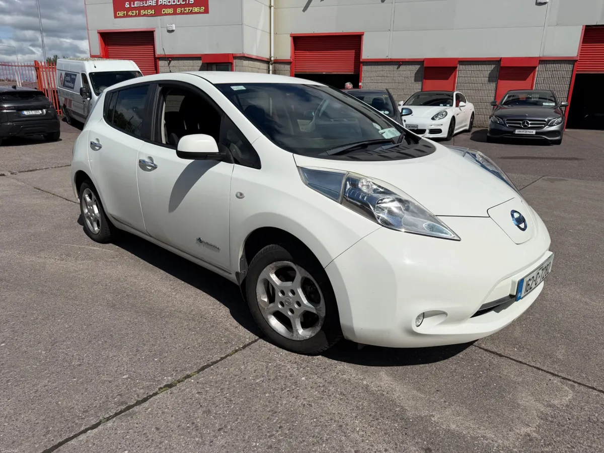 2016 Nissan Leaf - Image 1