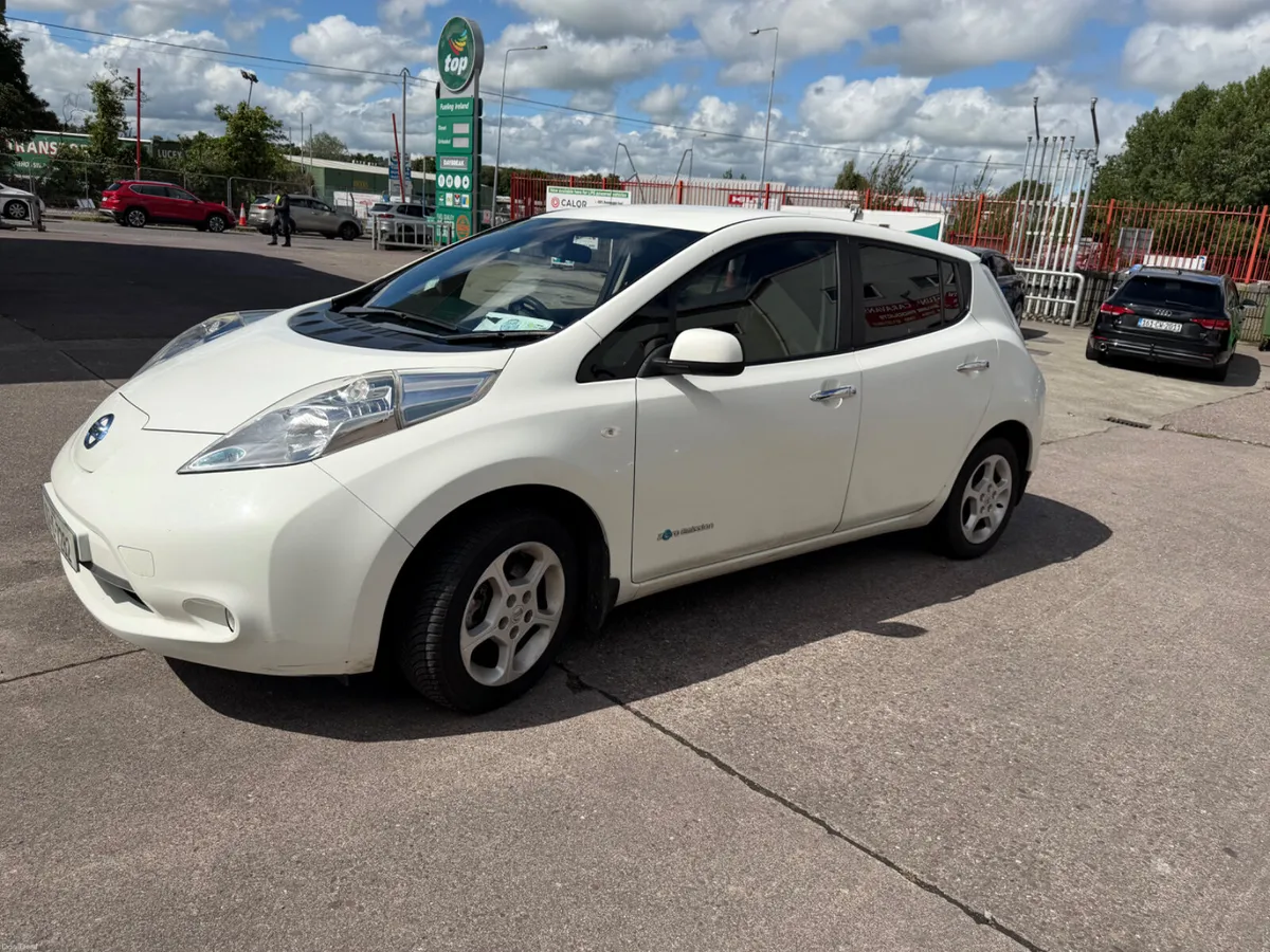2016 Nissan Leaf - Image 4