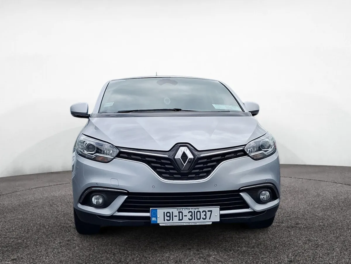 Renault Scenic SIGNATURE TCE 140 GPF M MY18 4DR - Image 6