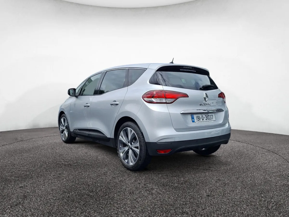 Renault Scenic SIGNATURE TCE 140 GPF M MY18 4DR - Image 3
