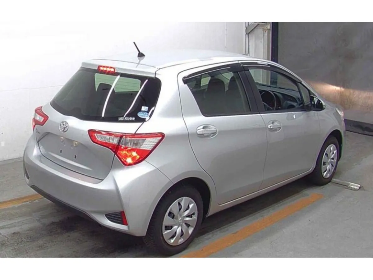 Toyota Vitz 1.0 Petrol Auto - Image 3