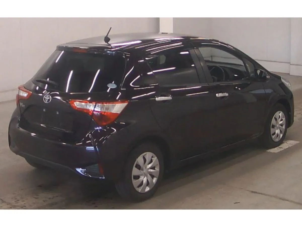 Toyota Vitz 1.0 Petrol Auto - Image 2