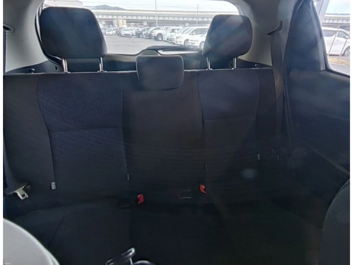 Toyota Vitz 1.0 Petrol Auto - Image 4