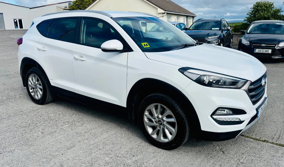 2017 Hyundai Tucson 1.7L Diesel EXECUTIVE - Image 3