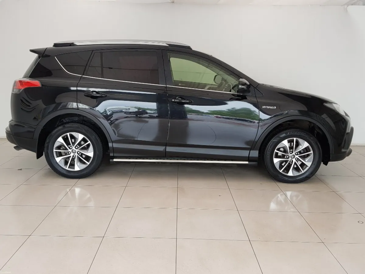 Toyota RAV4 RAV4 Hybrid Lunasport 2WD 4DR AUT - Image 2