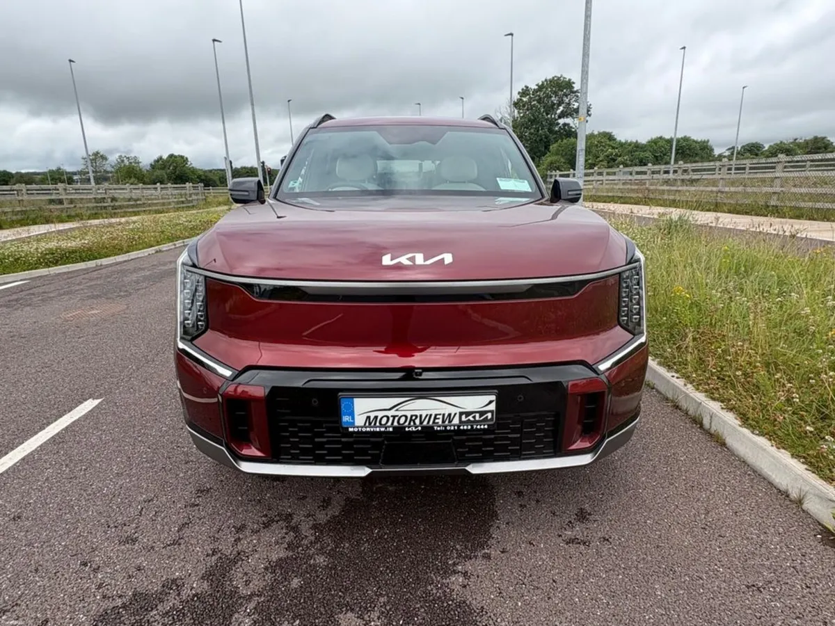 Kia EV9 GT LINE 6 SEATER AWD, **7 year warranty** - Image 3