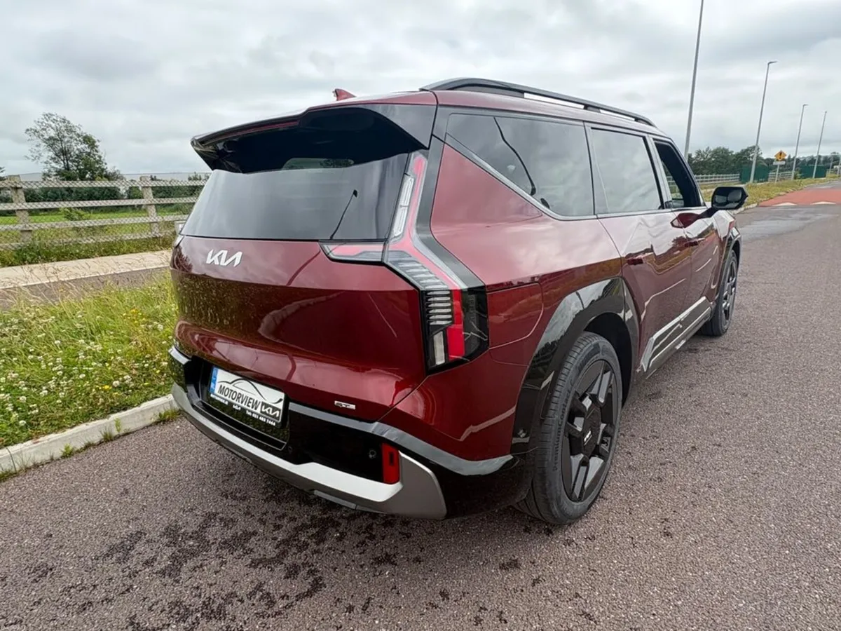 Kia EV9 GT LINE 6 SEATER AWD, **7 year warranty** - Image 4