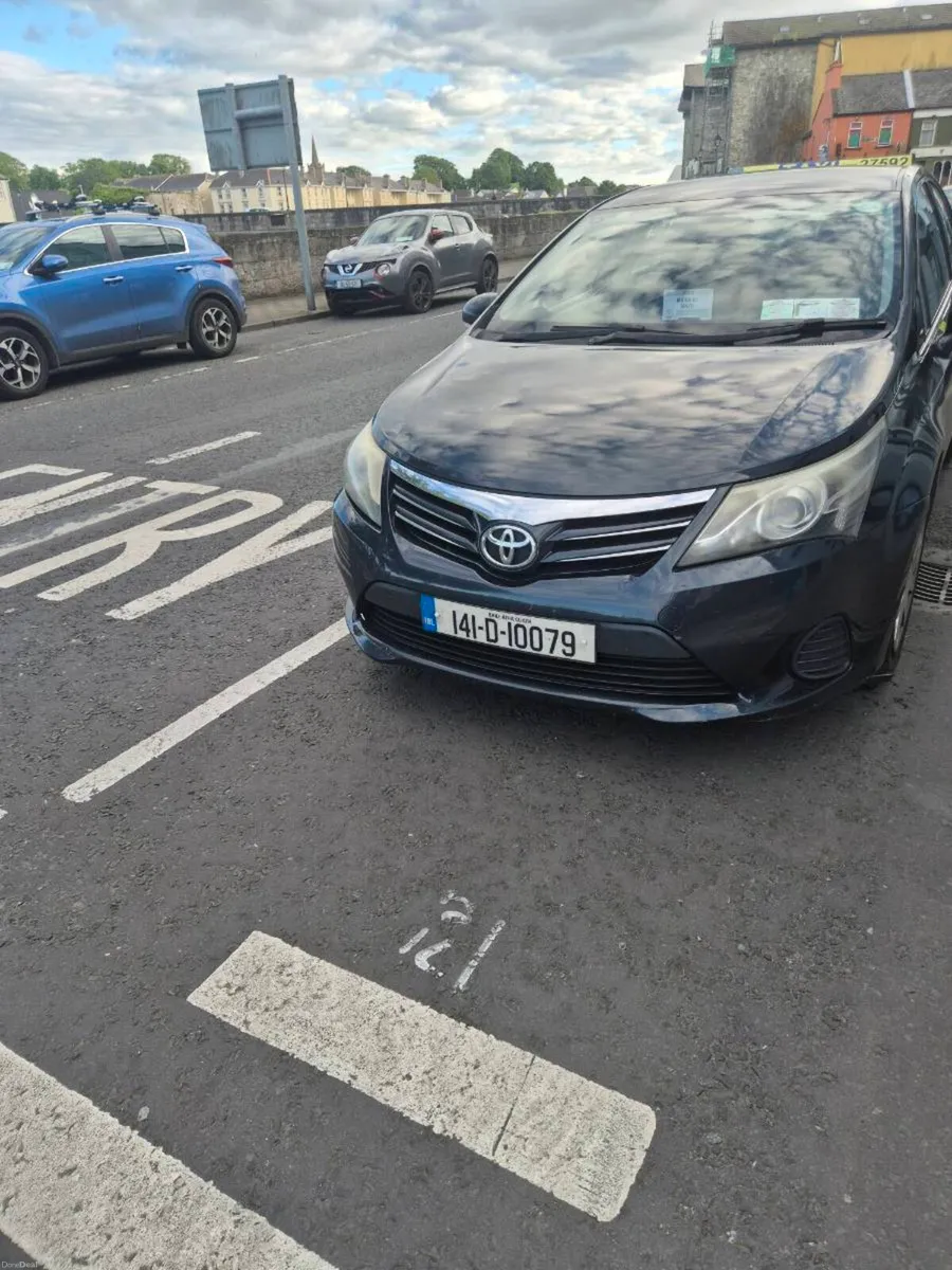 Toyota avensis - Image 3