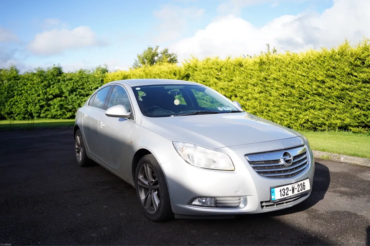 2013 Opel Insignia 2.0D - Image 1