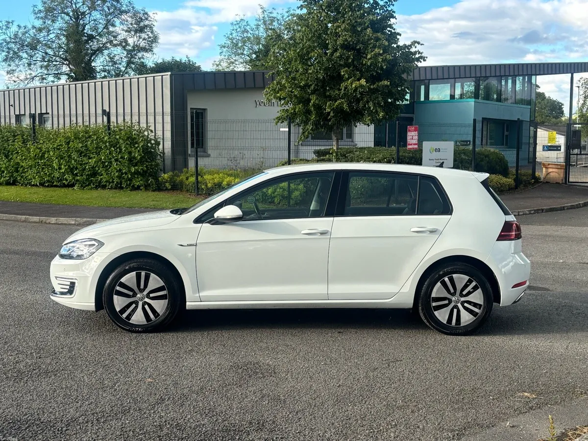 2019 Volkswagen e-Golf 99kW 35kWh Auto e-Golf - Image 4
