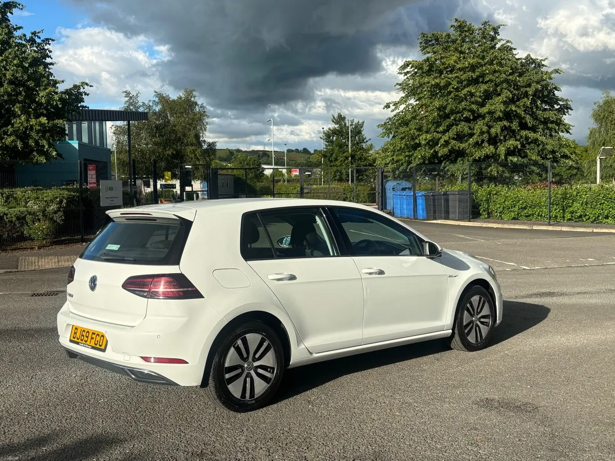 2019 Volkswagen e-Golf 99kW 35kWh Auto e-Golf - Image 3