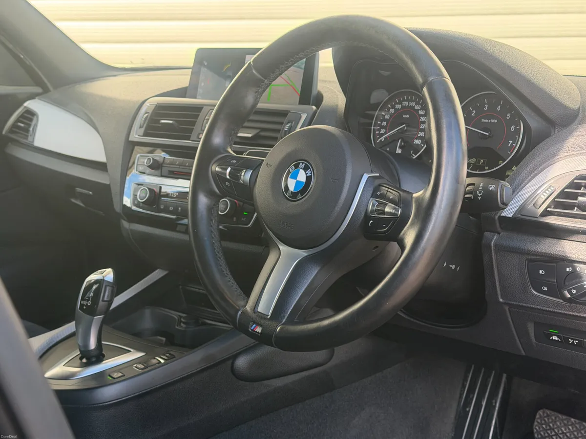 2017 BMW 118i M-Sport Shadow Edition - Image 5