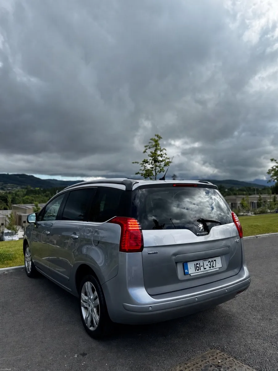 Peugeot 5008 - Image 2