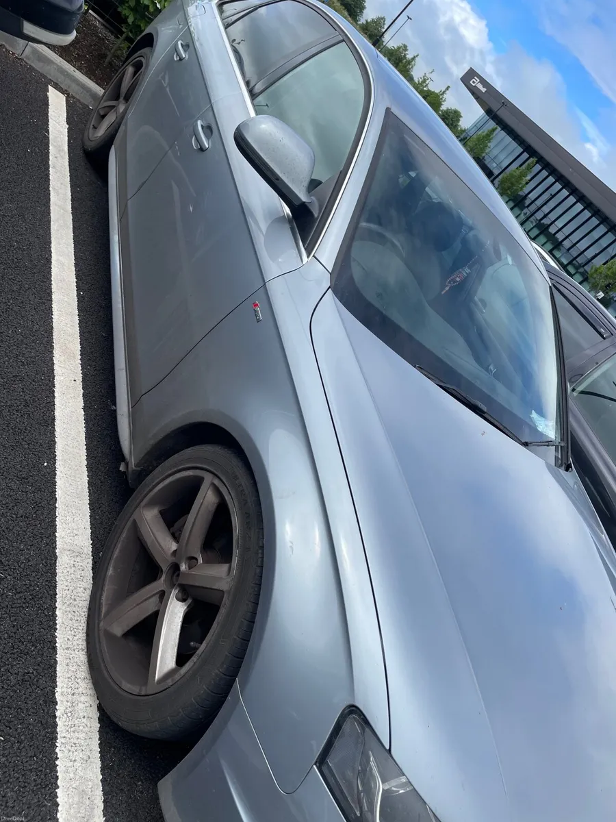 Audi A4 2009 - Image 2