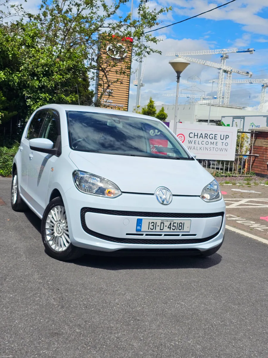 Volkwagen Up Automatic 2013 - Image 3