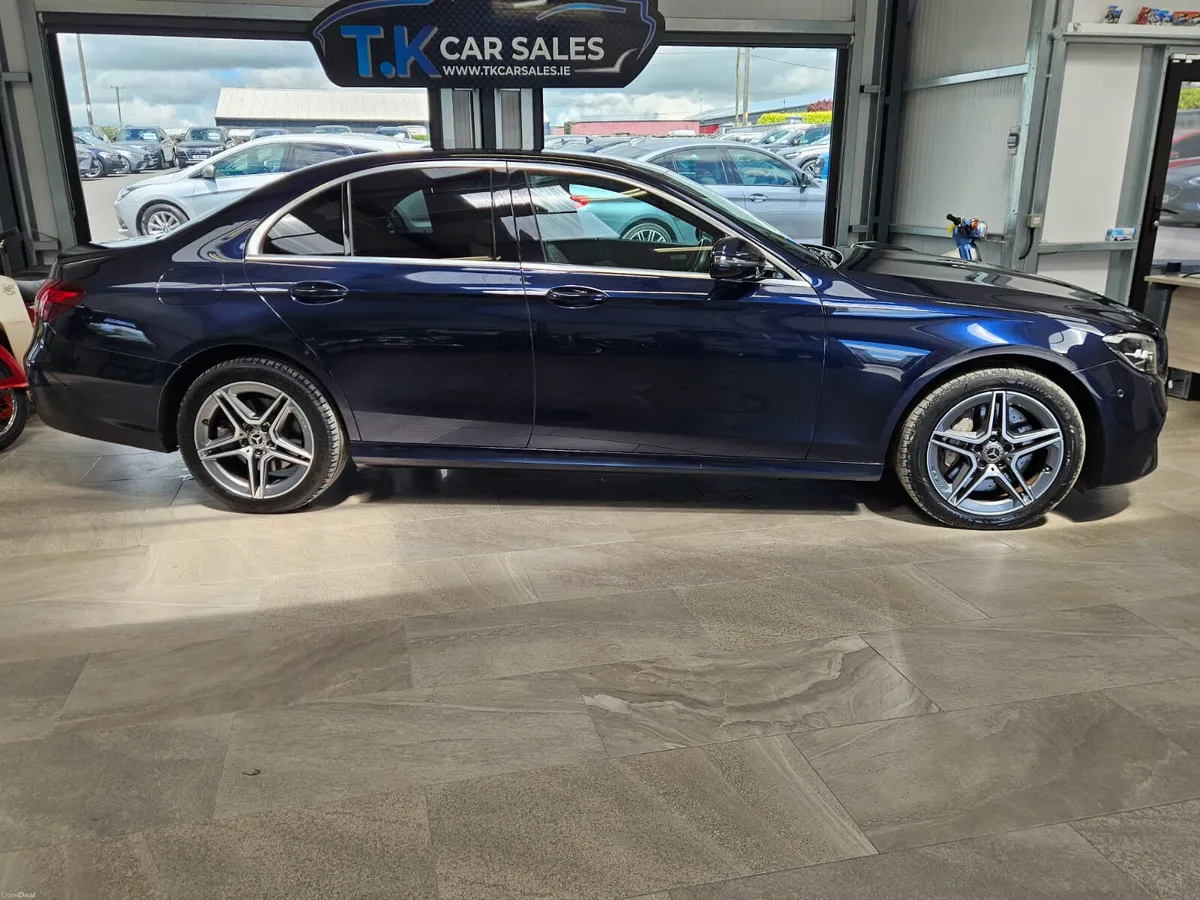 222 MERCEDES BENZ E-CLASS 300 D AMG LINE - Image 2