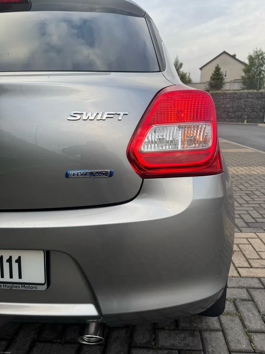 2021 Suzuki Swift hybrid - Image 3