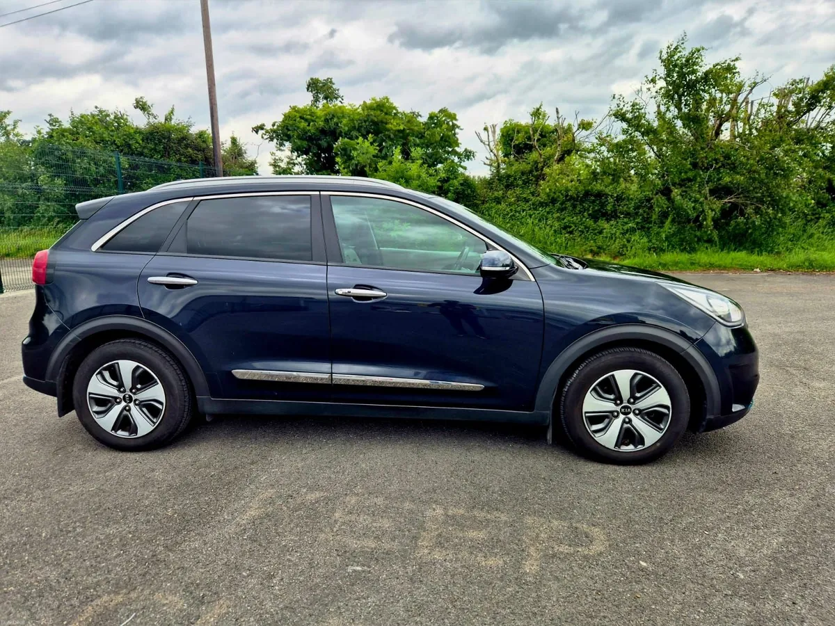 2018 Kia Niro PHEV | Low Mileage | Dealer Serviced - Image 2