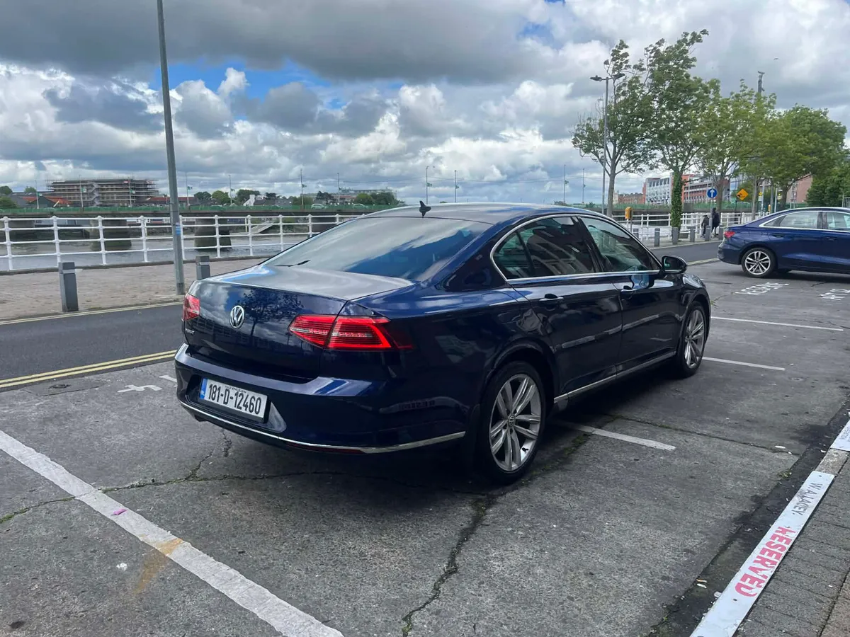 2018 VOLKSWAGEN PASSAT SPORT LINE - Image 2
