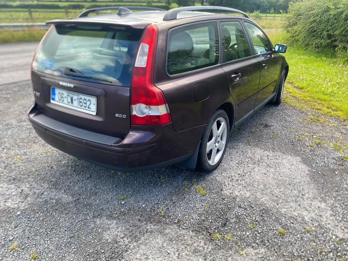 Volvo V50 diesel nct 03/27 call 0833436694 - Image 4