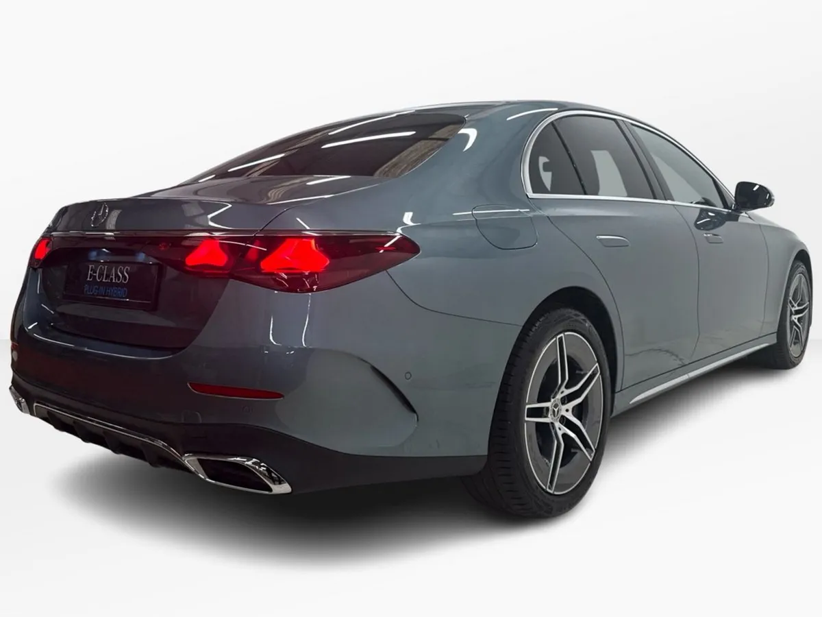 Mercedes-Benz E-Class E 300 e  AMG EDITION PLUS - Image 4