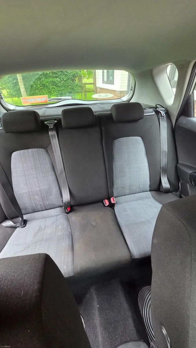 Kia Ceed 2011 - Image 4
