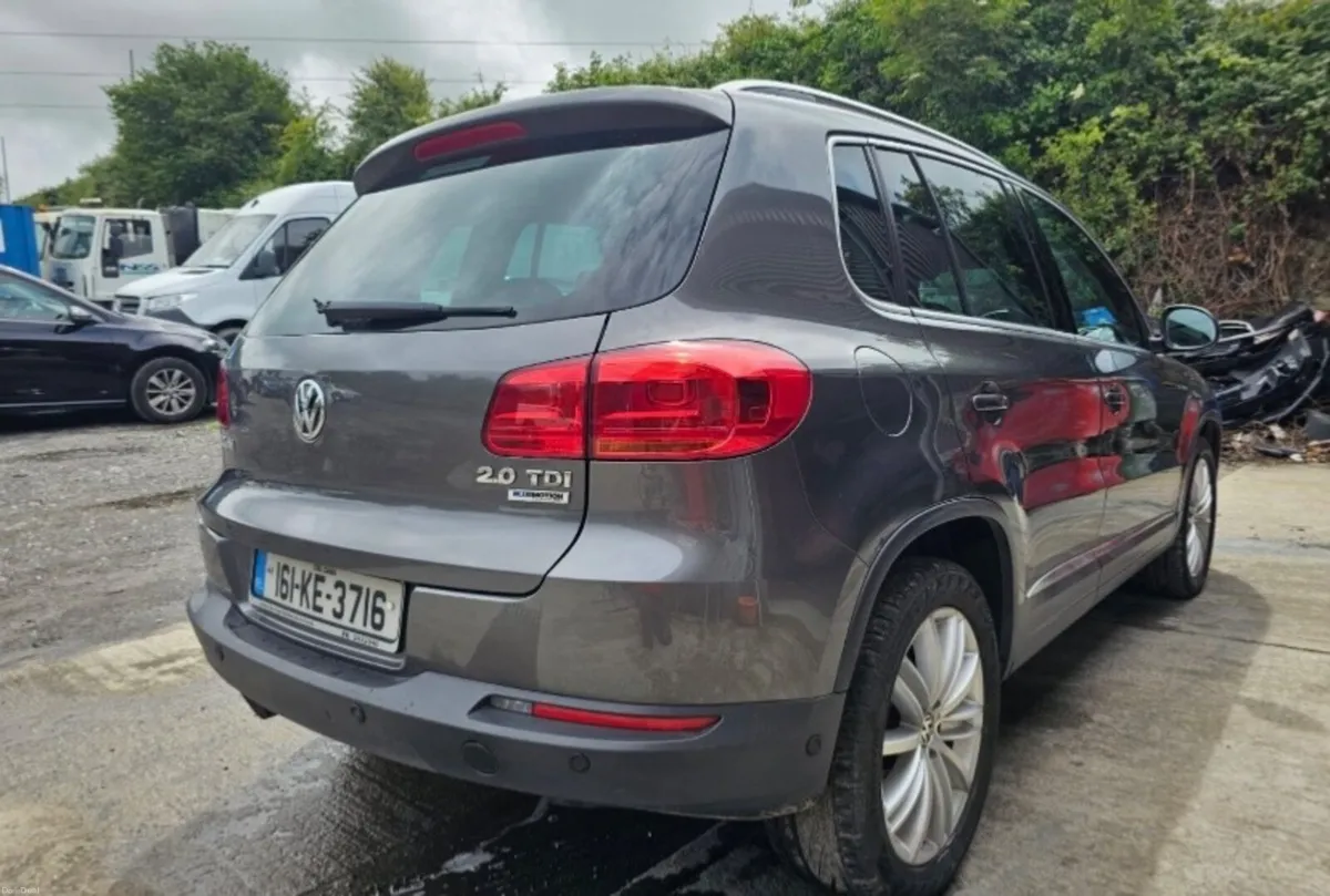 Volkswagen Tiguan 2016 - Image 2