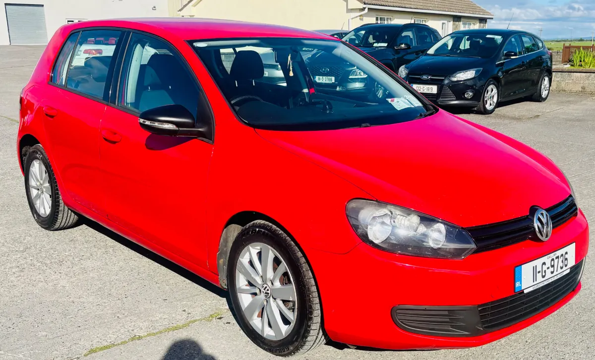 2011 VOLKSWAGEN GOLF 1.4L Petrol AUTOMATIC - Image 2