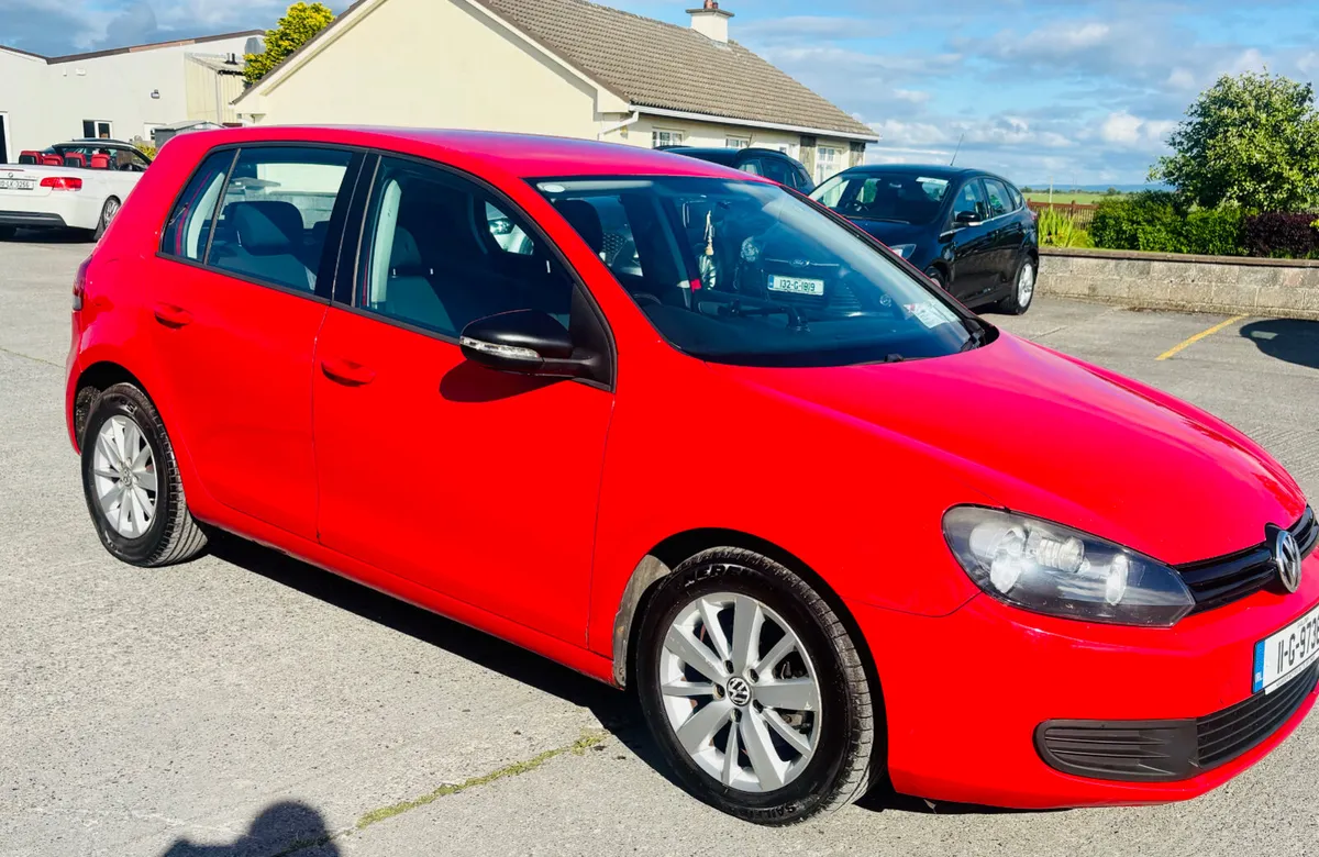 2011 VOLKSWAGEN GOLF 1.4L Petrol AUTOMATIC - Image 3