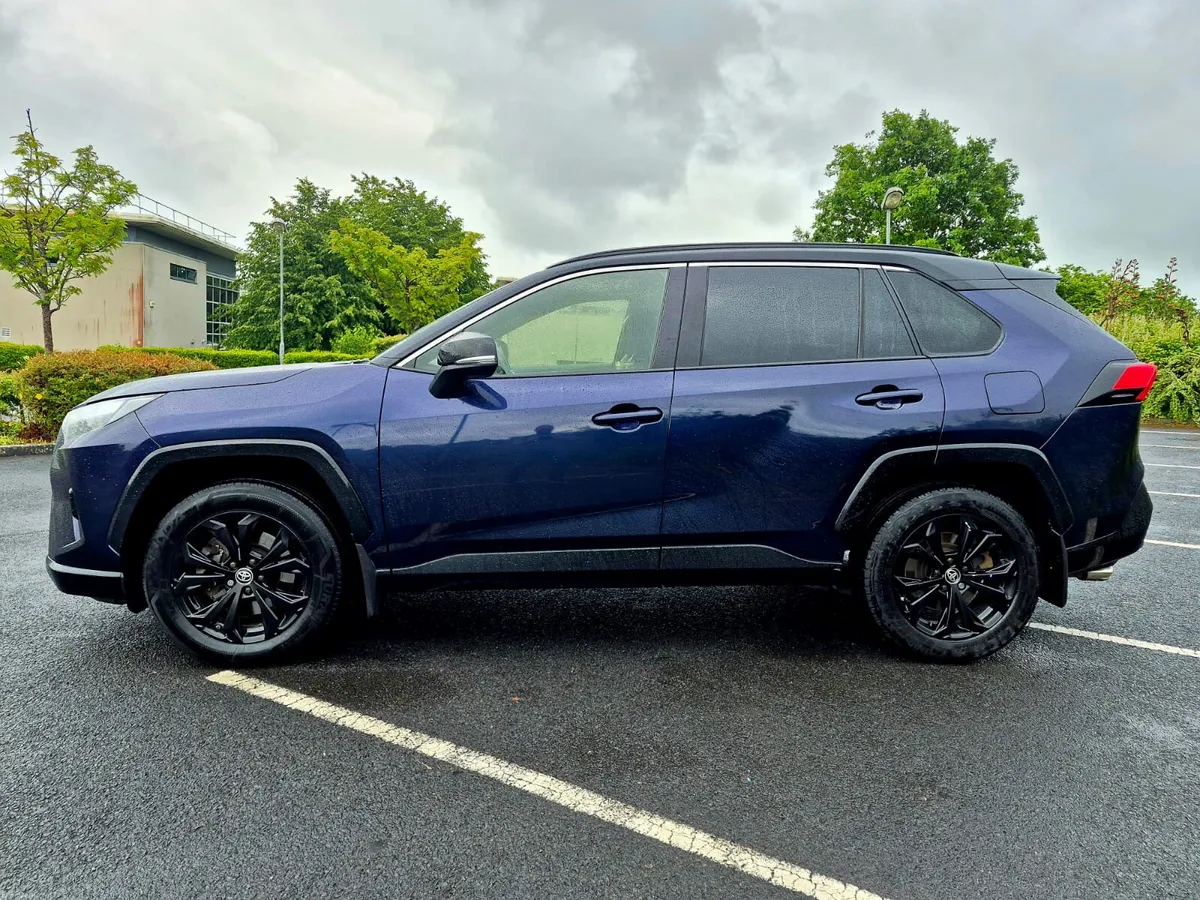 2023 TOYOTA RAV4 2.5 SPORT HYBRID AUTO - Image 2