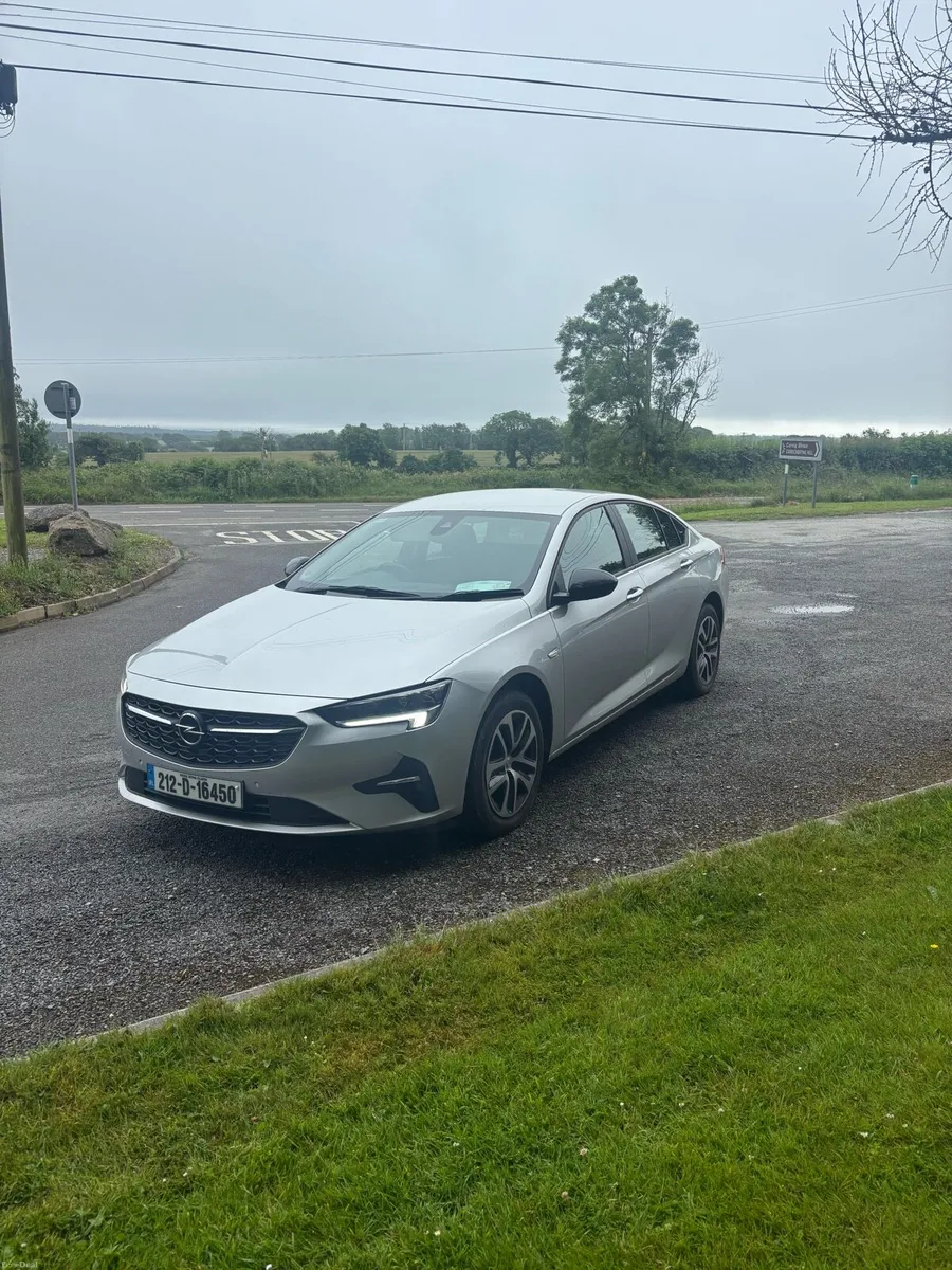 Opel Insignia 2021 - Image 1