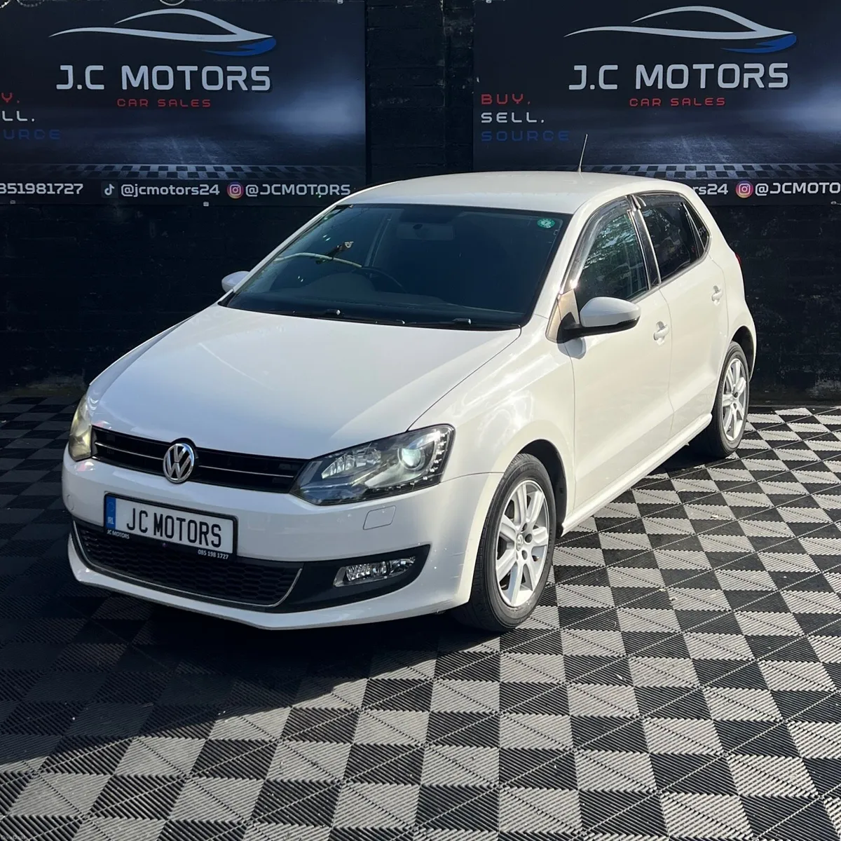 2013 VW Polo Highline (Automatic) - Image 3