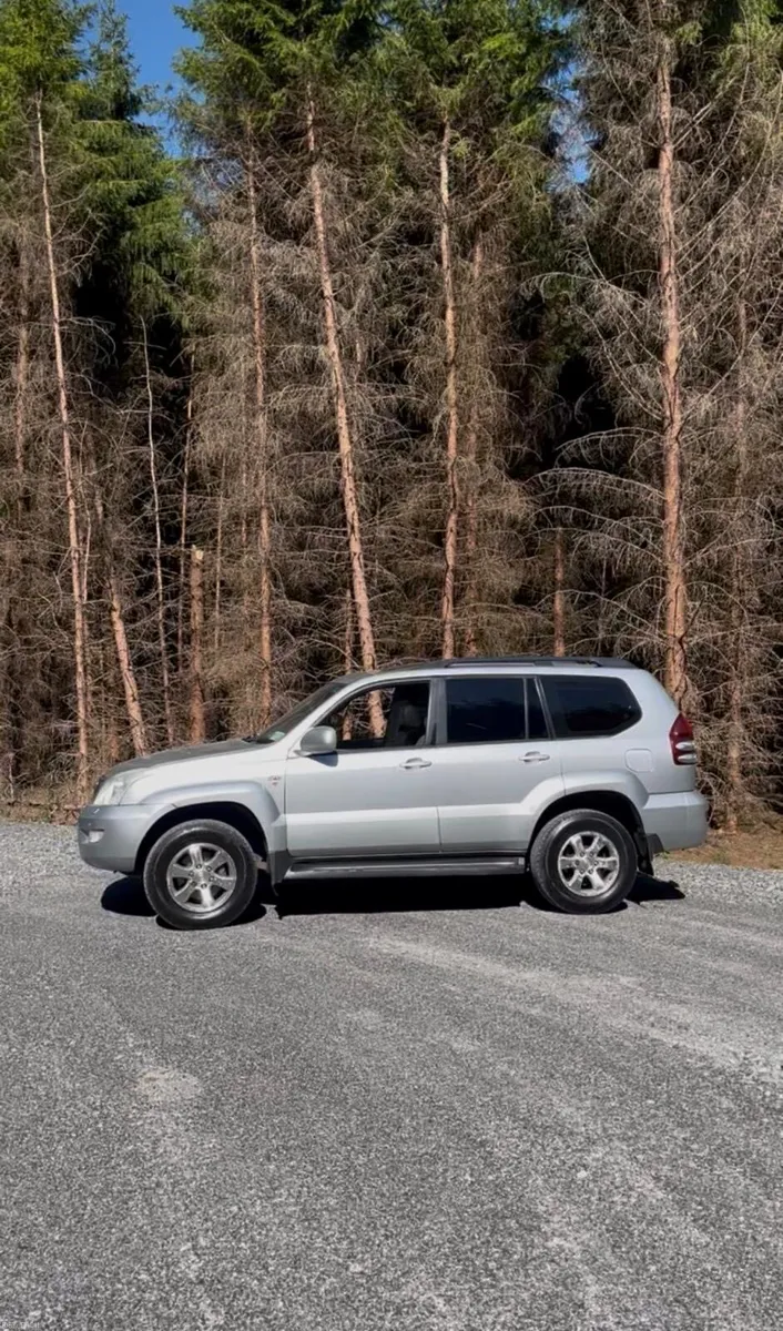 Landcruiser 5 seater - Image 2