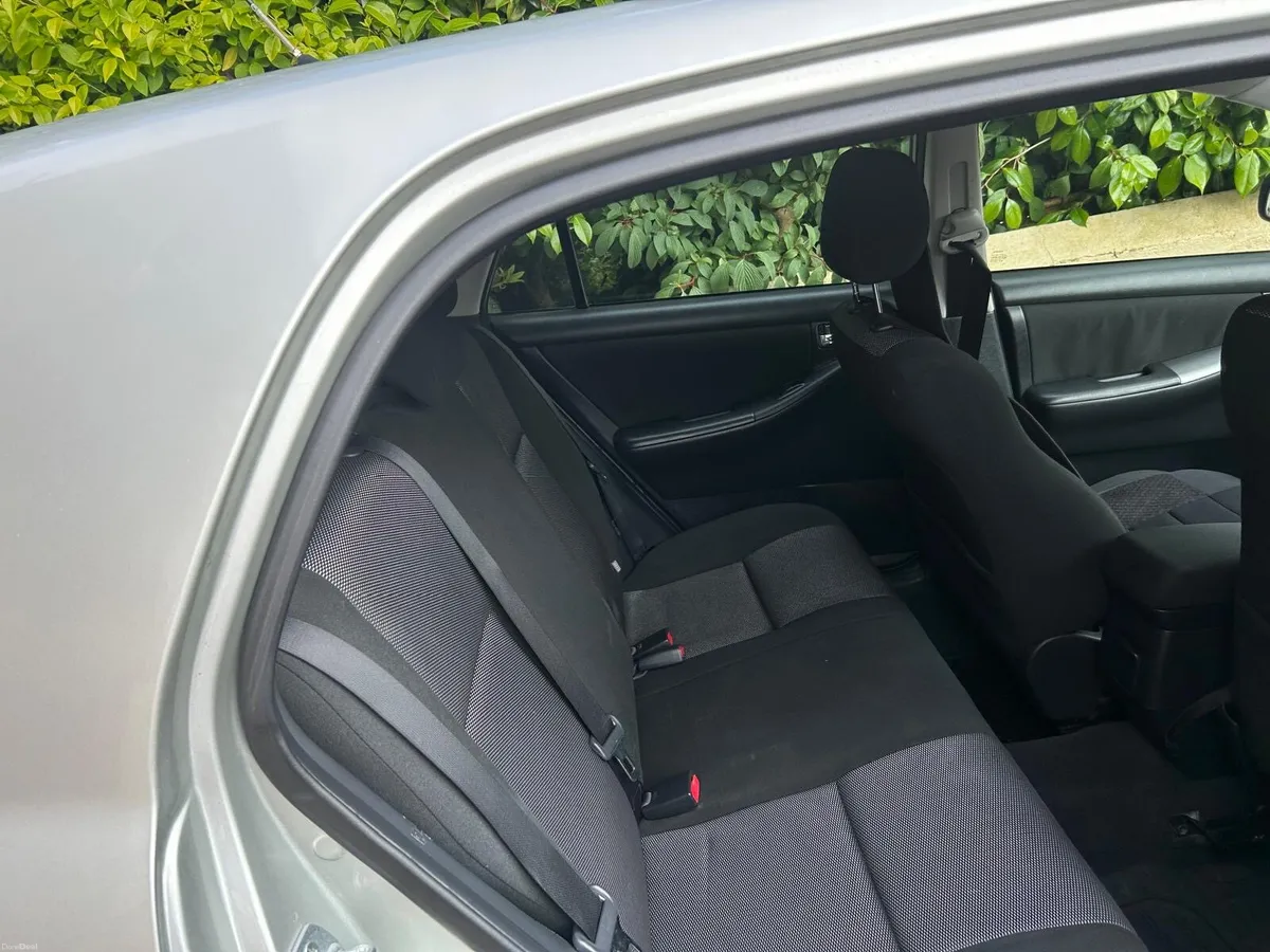 2006 Toyota Corolla - Image 3