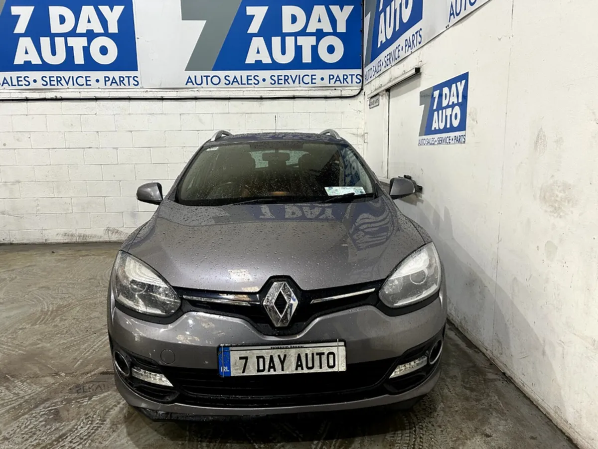 Renault Megane GRD DYNAMIQUE 1.5 DCI 4DR - Image 2