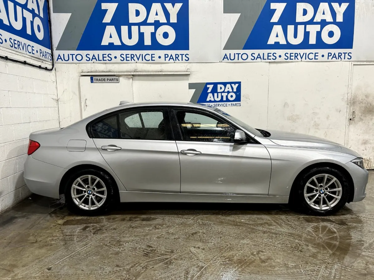 BMW 3-Series F30 D EFFICIENCY DYNAMICS BUSINESS 4D - Image 3